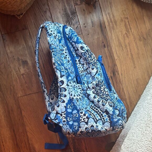 Vera Bradley Blue and White Floral Backpack - Picture 2 of 12